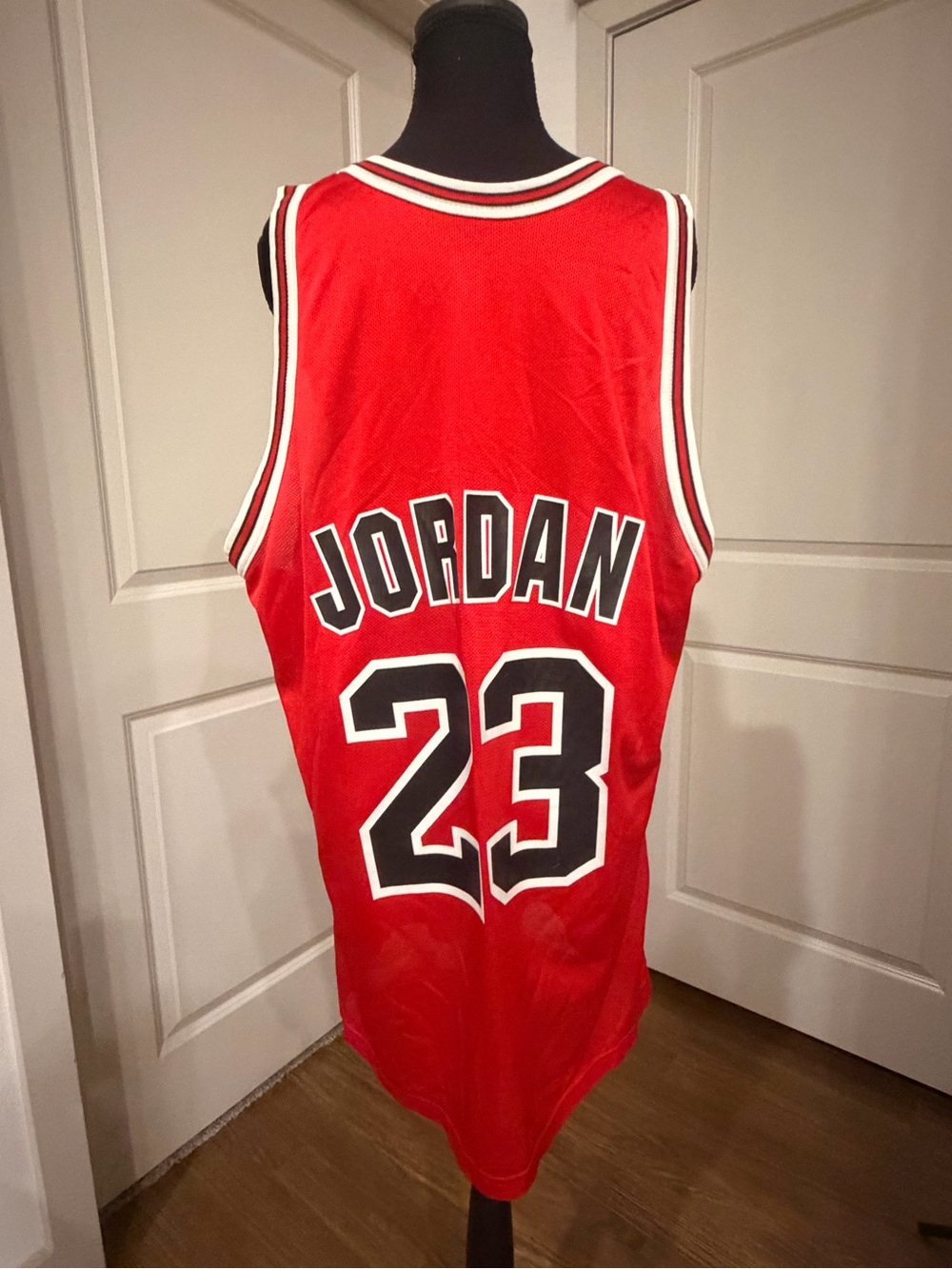 Michael Jordan NBA Vintage Champion Athletic Jersey Size 48